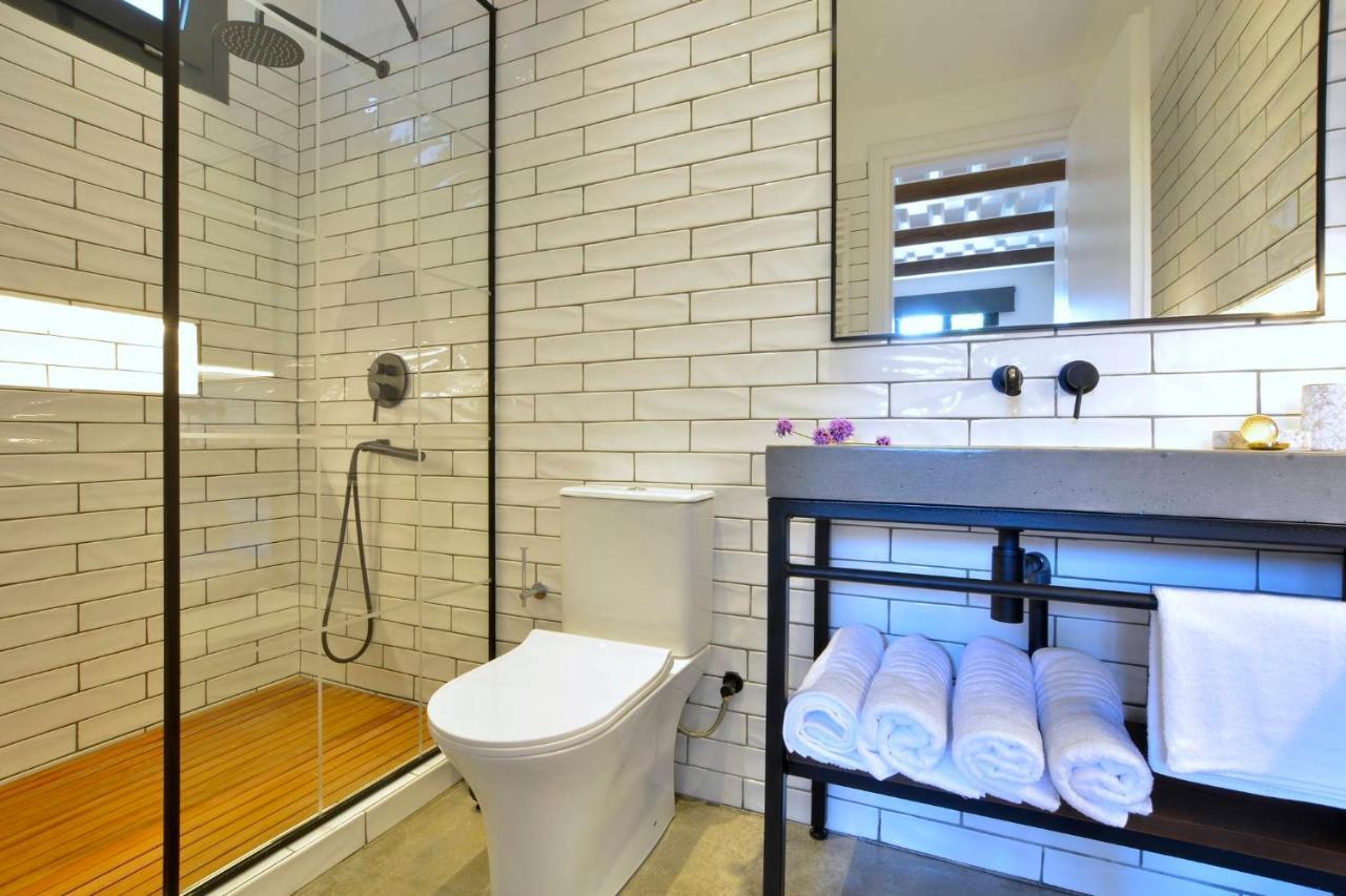 Línia Villa Flamingo - 4 Bedrooms - Private Pool - Next To Renowned Issos Beach & Lake Korission מראה חיצוני תמונה