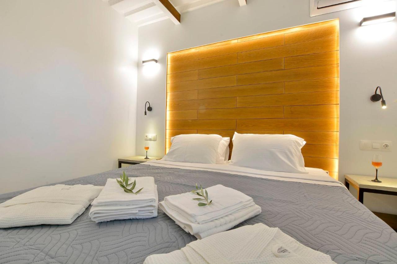 Línia Villa Flamingo - 4 Bedrooms - Private Pool - Next To Renowned Issos Beach & Lake Korission מראה חיצוני תמונה